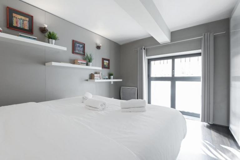 Guestready - Superbe Maison De Ville Duplex Лион Экстерьер фото