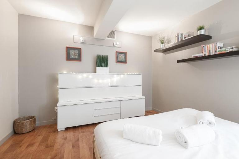 Guestready - Superbe Maison De Ville Duplex Лион Экстерьер фото