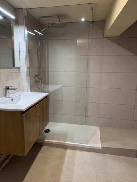 Guestready - Superbe Maison De Ville Duplex Лион Экстерьер фото